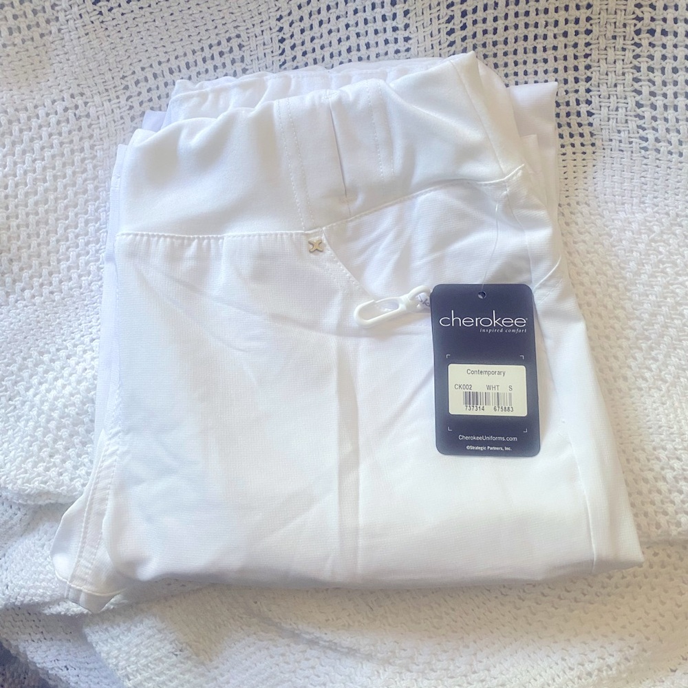 Cherokee I flex  white scrub pants size small